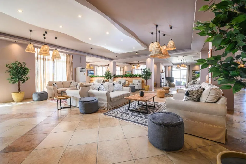 Aegean Bay Hotel: another view
