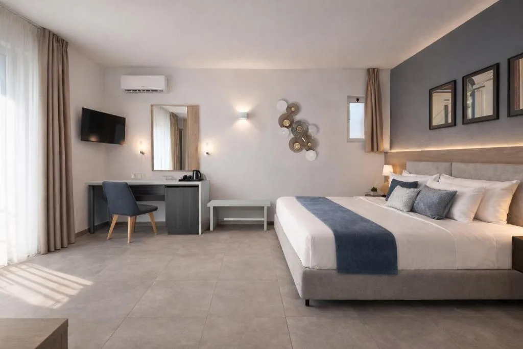 Aeolian Beach Resort: another view