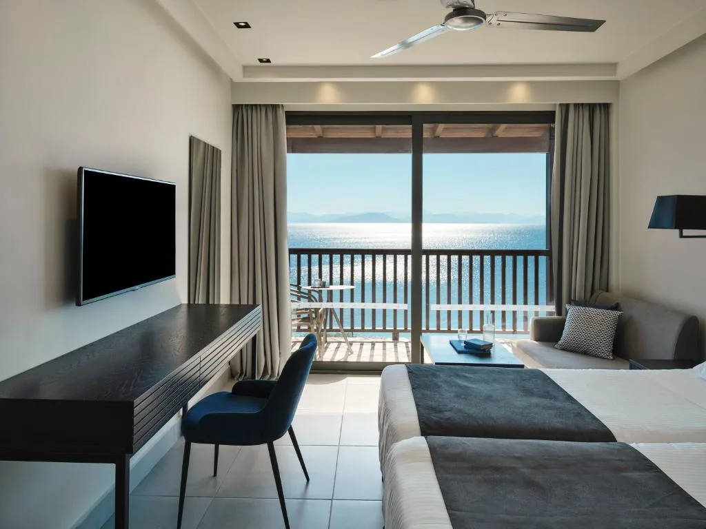 Aeolos Beach Resort: another view