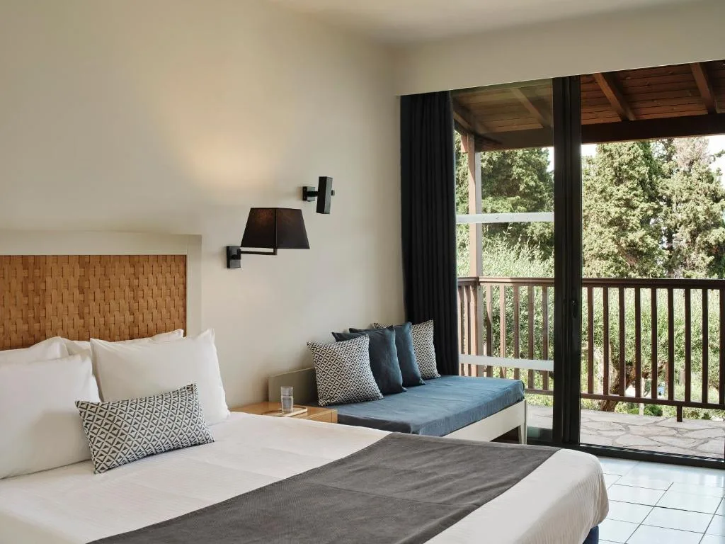 Aeolos Beach Resort: another view
