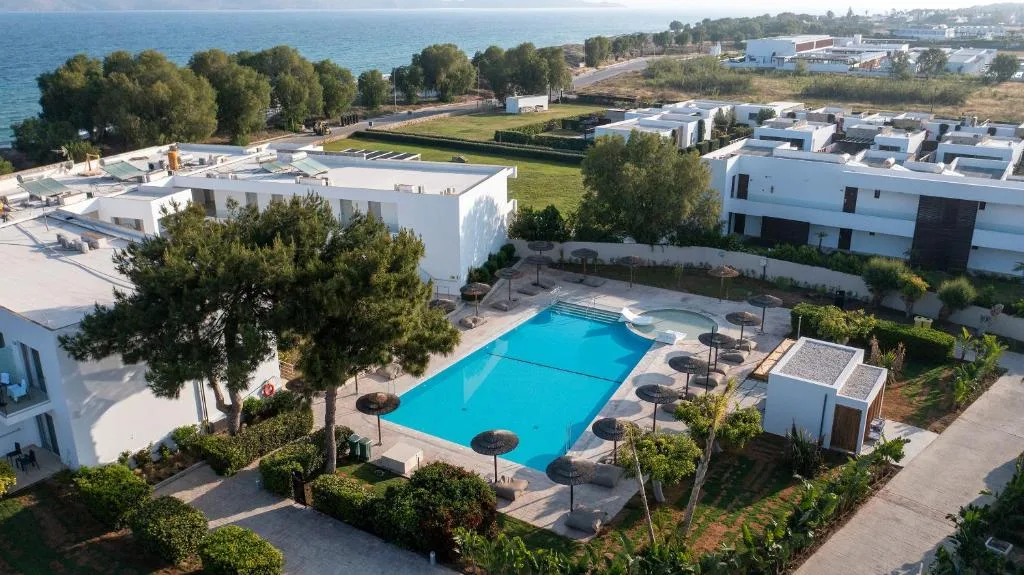 Akti Coast Club: another view