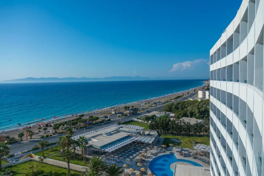 Akti Imperial Deluxe Resort & Spa Dolce by Wyndham: another view