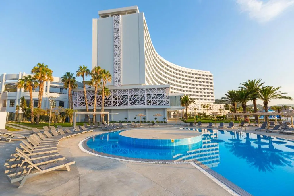 Akti Imperial Deluxe Resort & Spa Dolce by Wyndham: another view