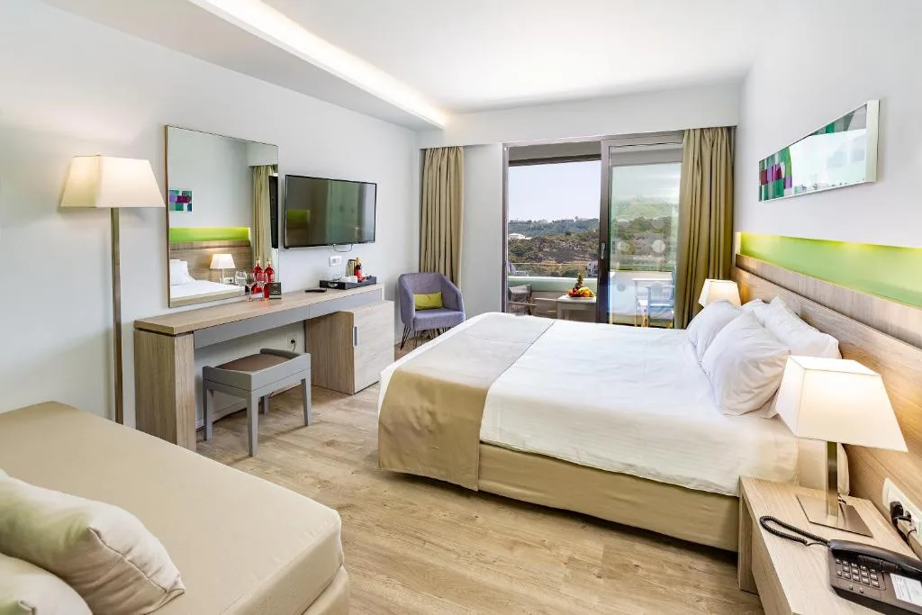 Akti Imperial Deluxe Resort & Spa Dolce by Wyndham: another view