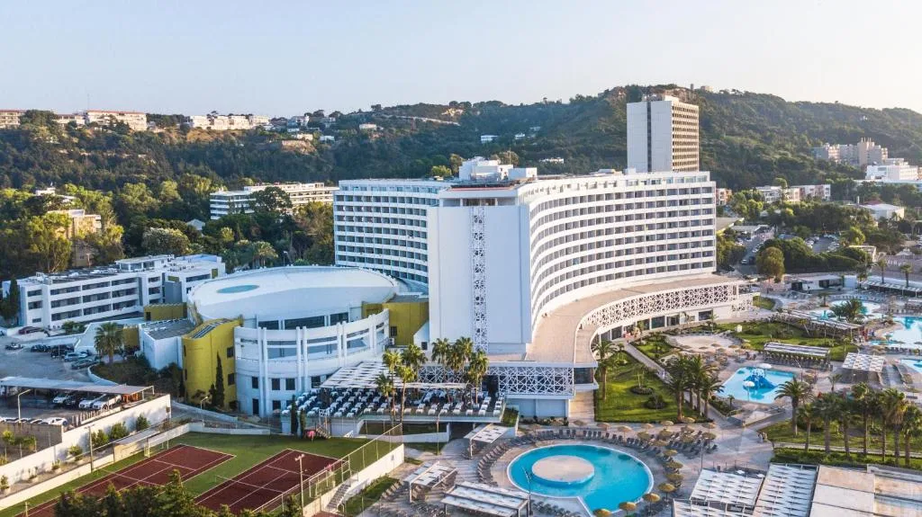 Akti Imperial Deluxe Resort & Spa Dolce by Wyndham: another view