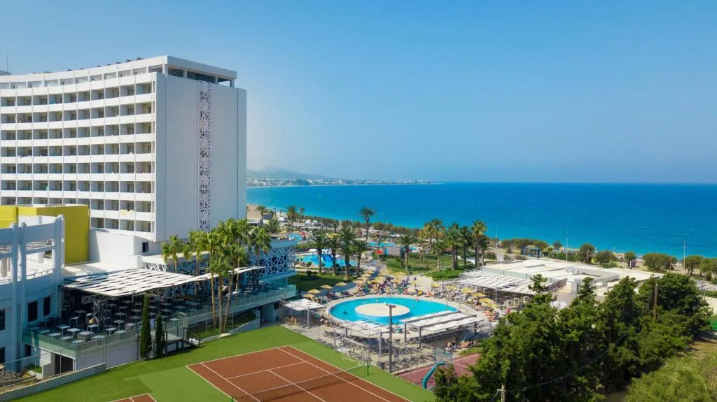 Akti Imperial Deluxe Resort & Spa Dolce by Wyndham: another view