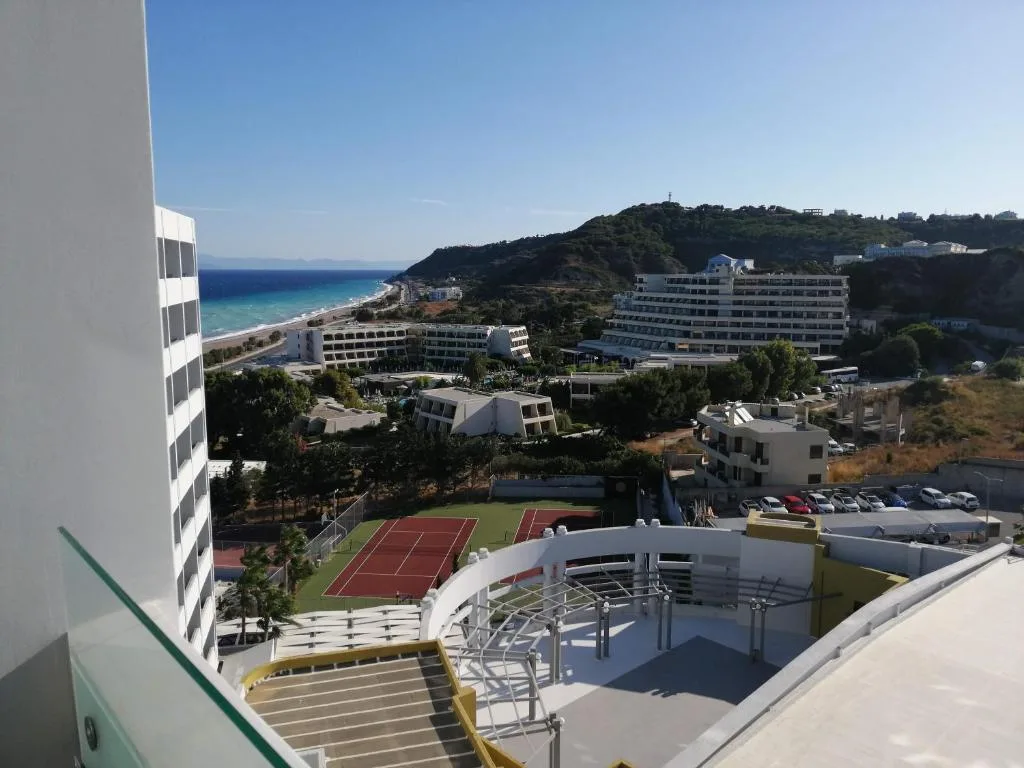 Akti Imperial Deluxe Resort & Spa Dolce by Wyndham: another view