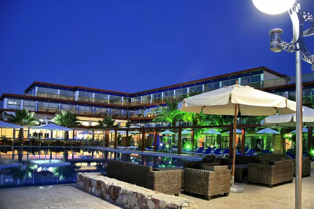 All Senses Ocean Blue Sea Side Resort & Spa: another view