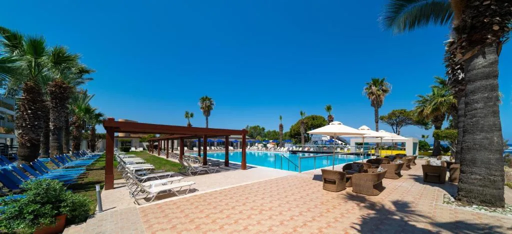 All Senses Ocean Blue Sea Side Resort & Spa: another view