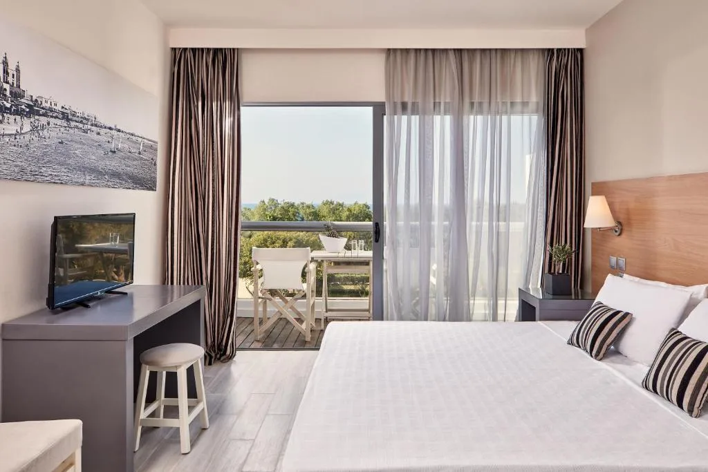 All Senses Ocean Blue Sea Side Resort & Spa: another view