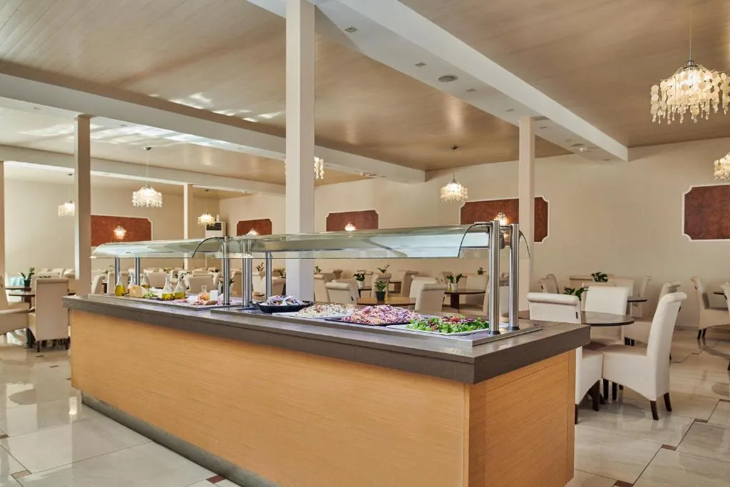 Altura Hotel Zakynthos: another view