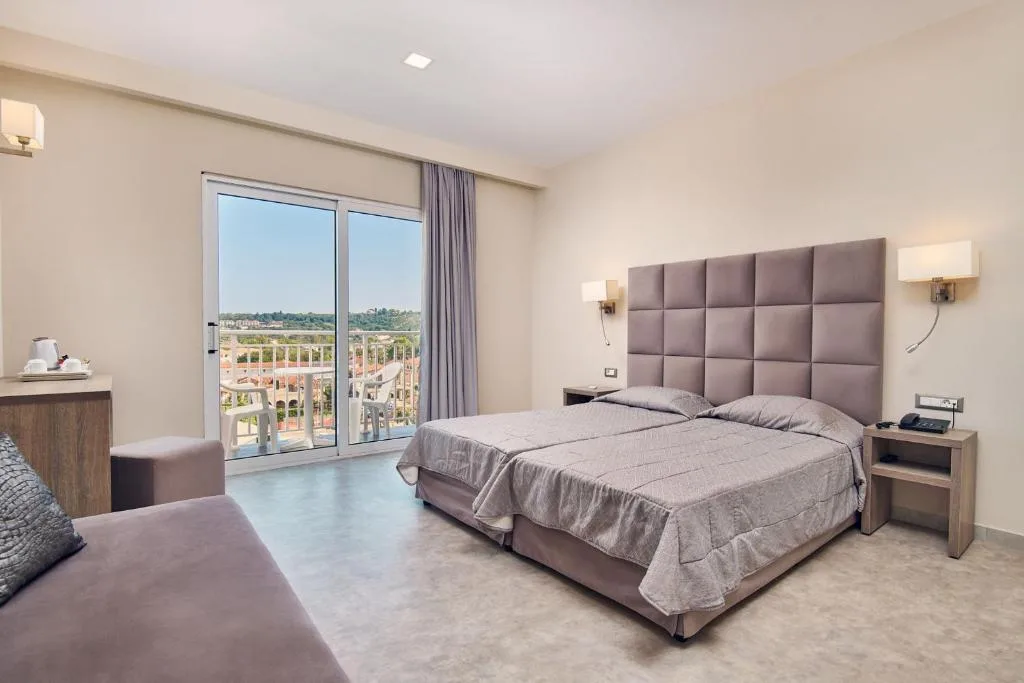 Altura Hotel Zakynthos: another view
