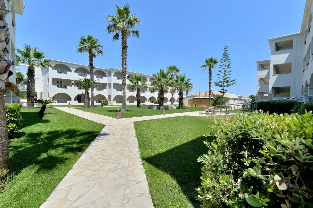 Alykanas Beach Grand Hotel by Zante Plaza: another view