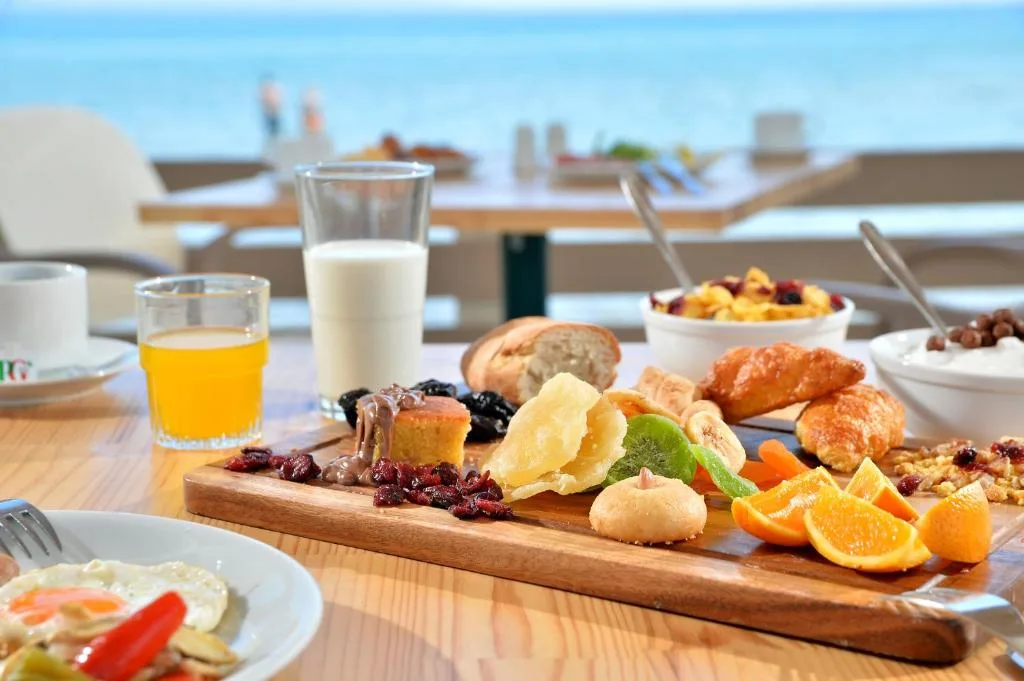 Alykanas Beach Grand Hotel by Zante Plaza: another view