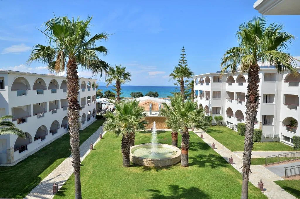 Alykanas Beach Grand Hotel by Zante Plaza: another view