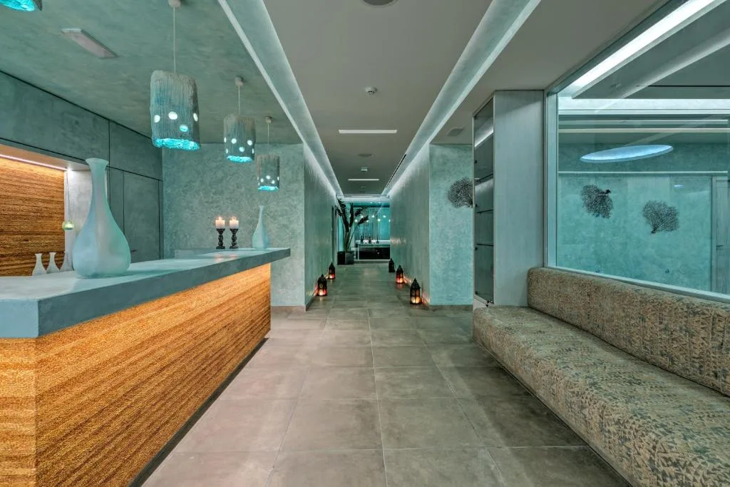 Amada Colossos Resort: another view