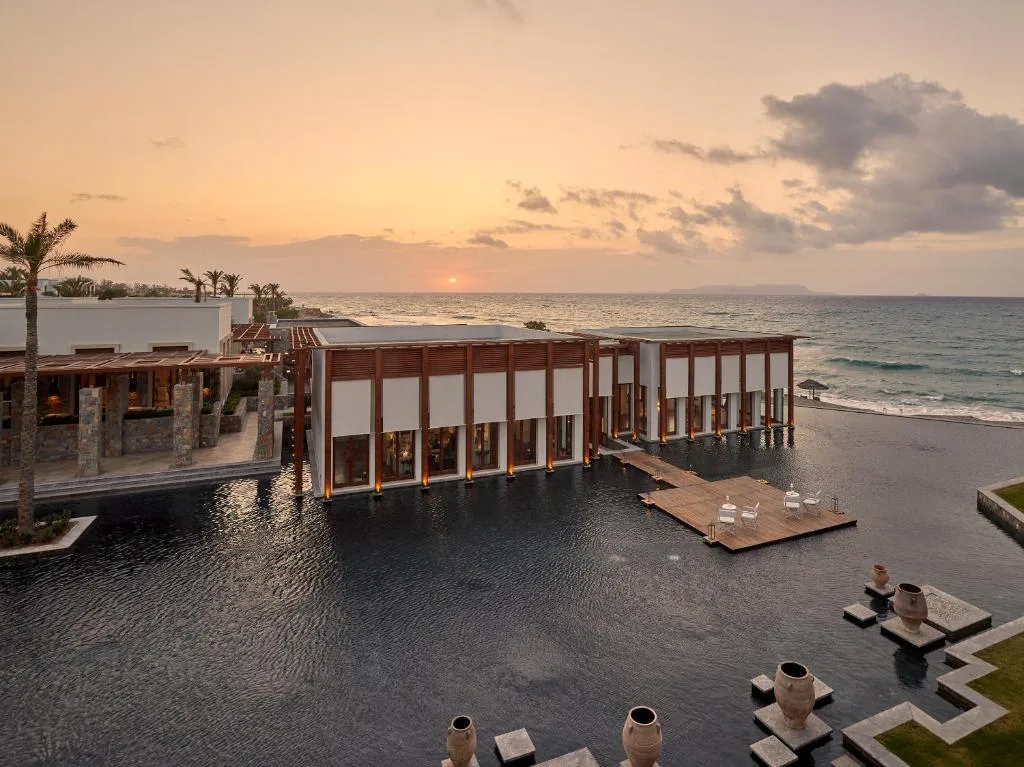 Amirandes, A Resort to Live: another view
