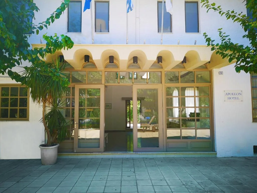 Apollon Hotel: another view