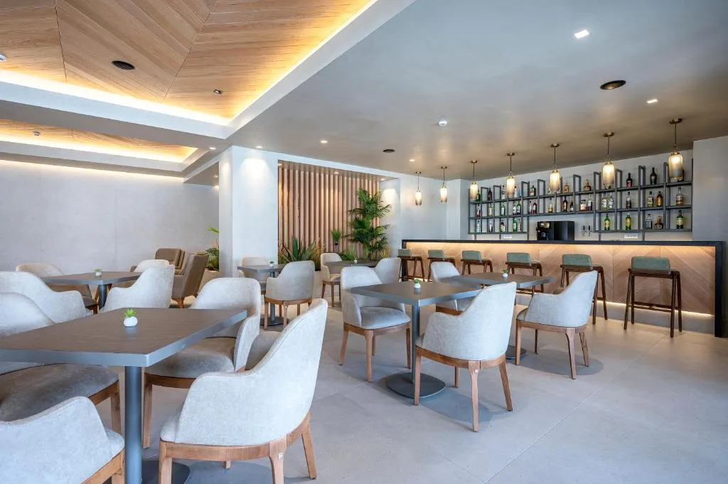 Apollon Hotel: another view