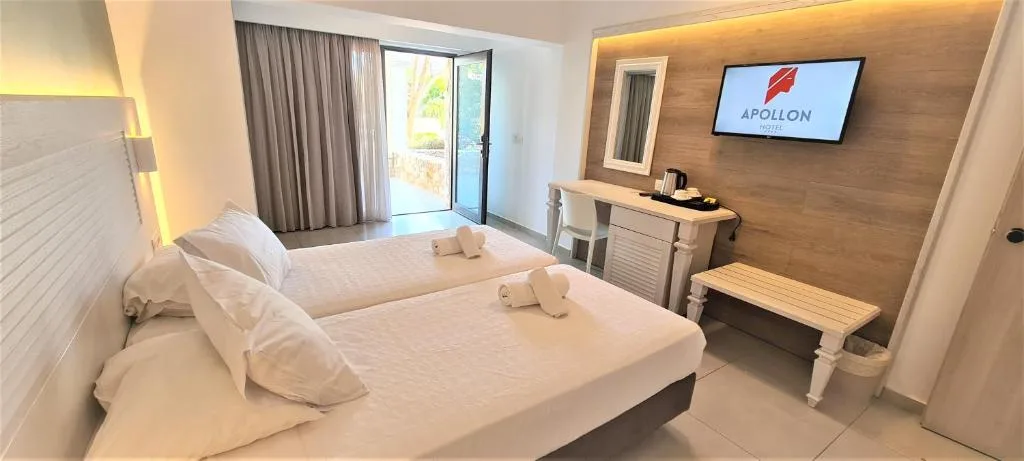Apollon Hotel: another view