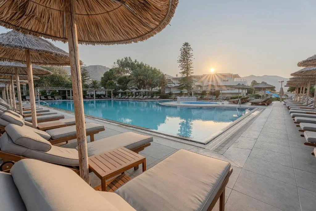 Apollonia Beach Resort & Spa: another view