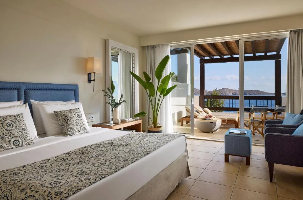 Aquila Elounda Village Resort, Suites & Spa: another view