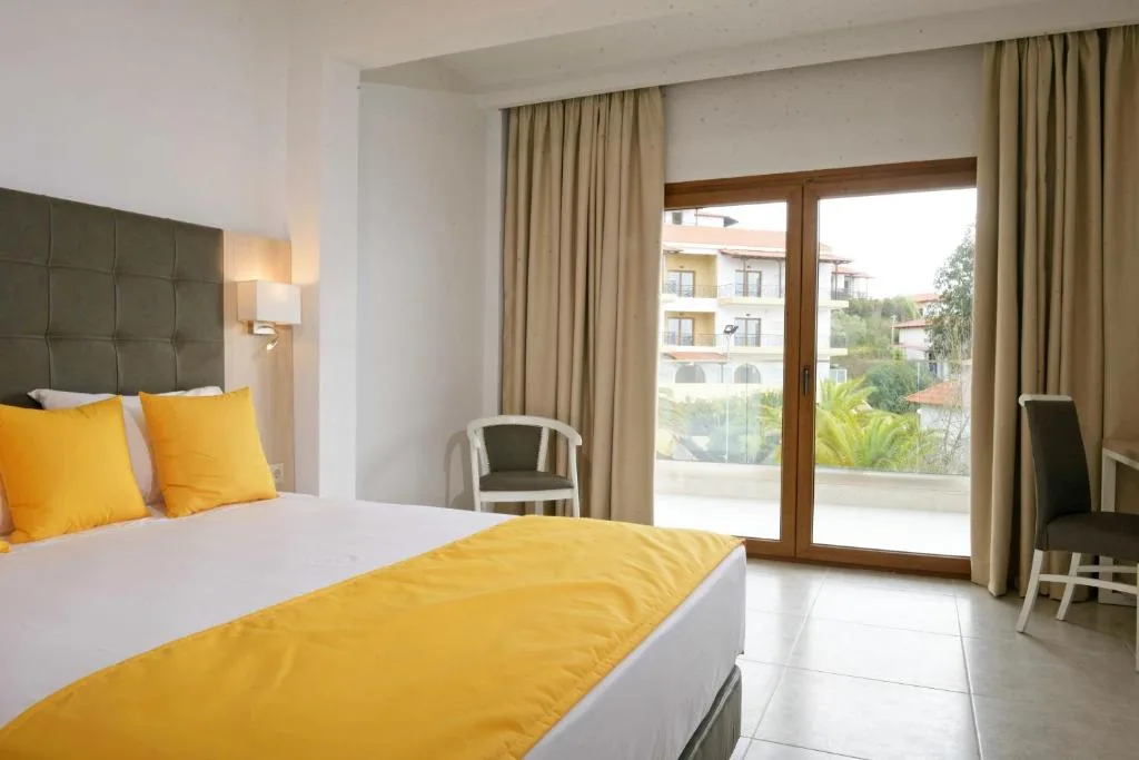 Aristoteles Holiday Hotel And Spa: another view
