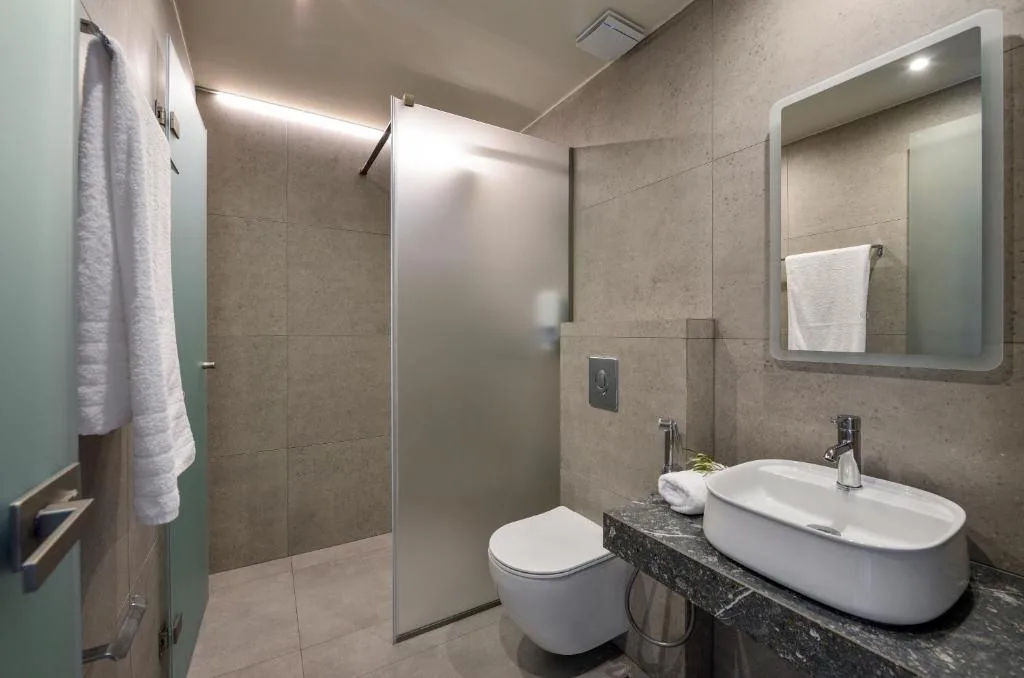 Aristoteles Holiday Hotel And Spa: another view