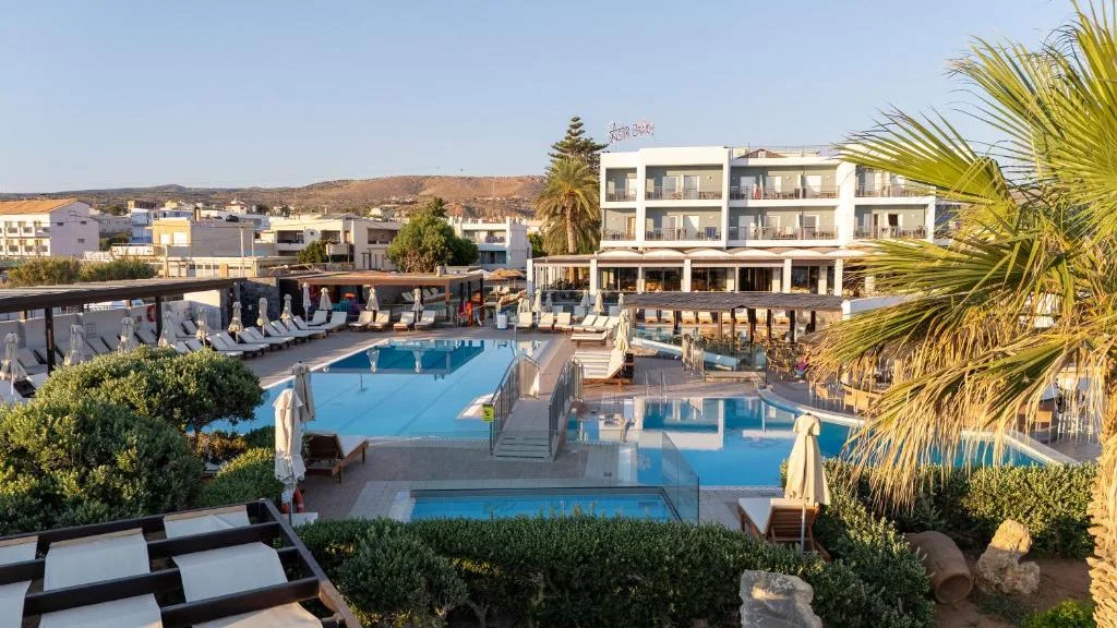 Astir Beach Hotel: another view