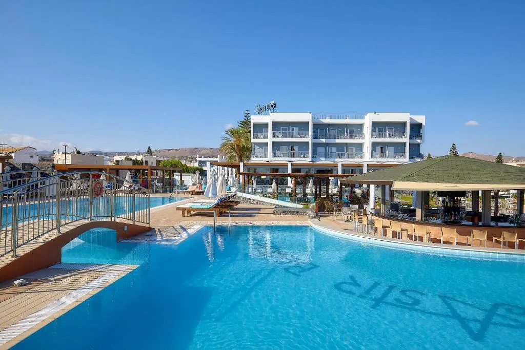 Astir Beach Hotel: another view