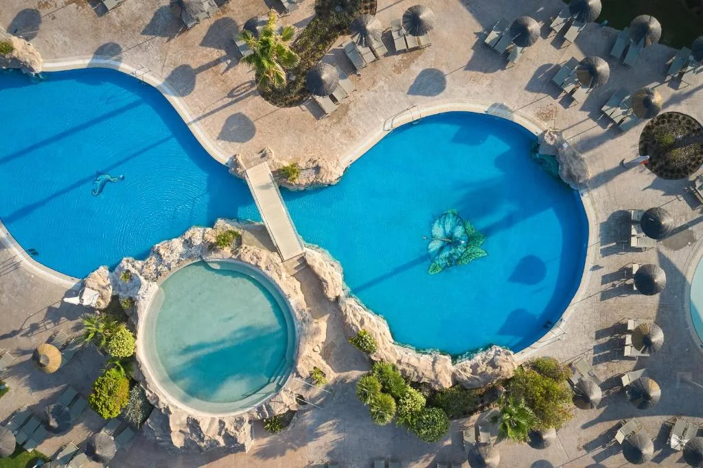 Atlantica Aegean Blue: another view