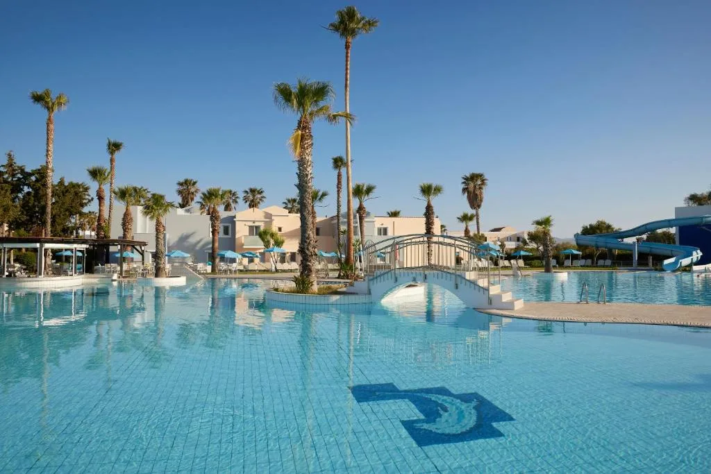 Atlantica Marmari Beach: another view