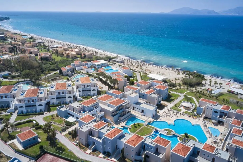 Atlantica Marmari Palace: another view