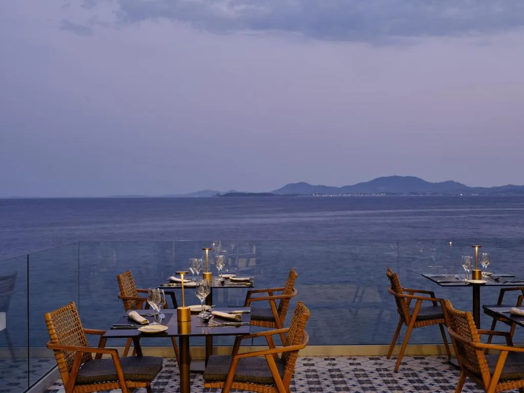 Atlantica Nissaki Beach: another view
