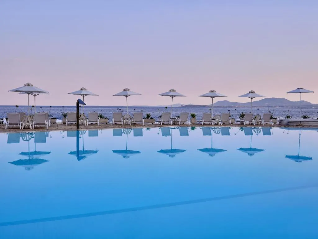 Atlantica Nissaki Beach: another view