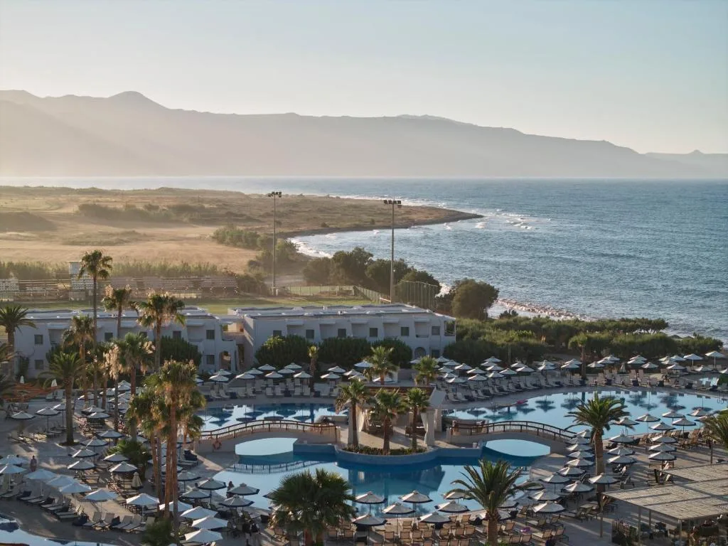 Atlantica Ocean Beach Resort: another view