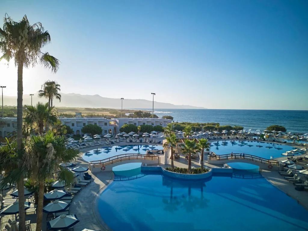 Atlantica Ocean Beach Resort: another view