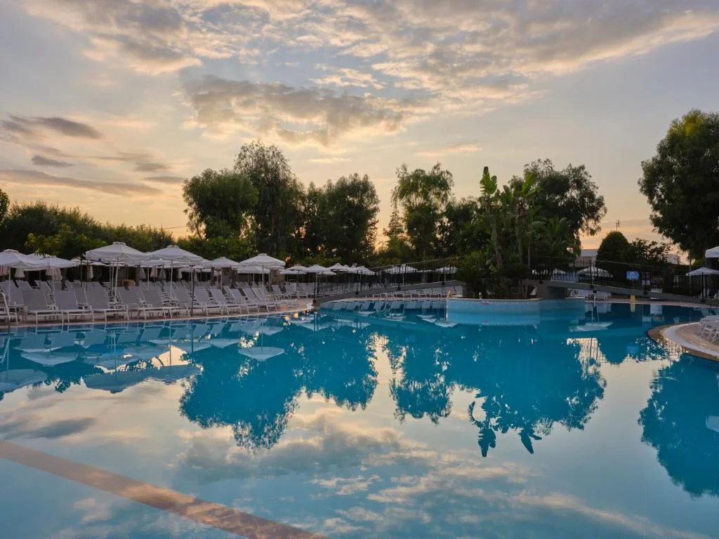 Atlantica Princess Hotel: another view