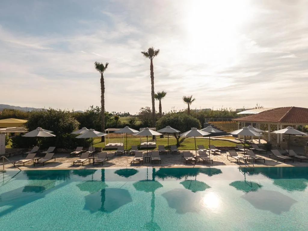 Atlantica Thalassa Hotel: another view