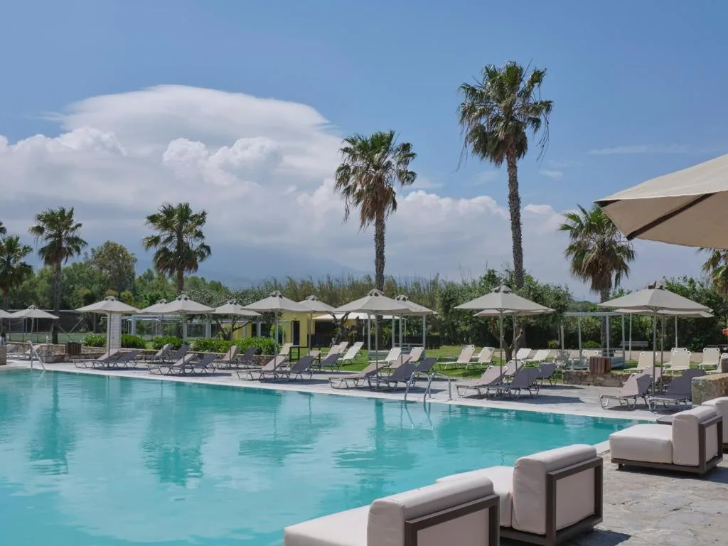 Atlantica Thalassa Hotel: another view