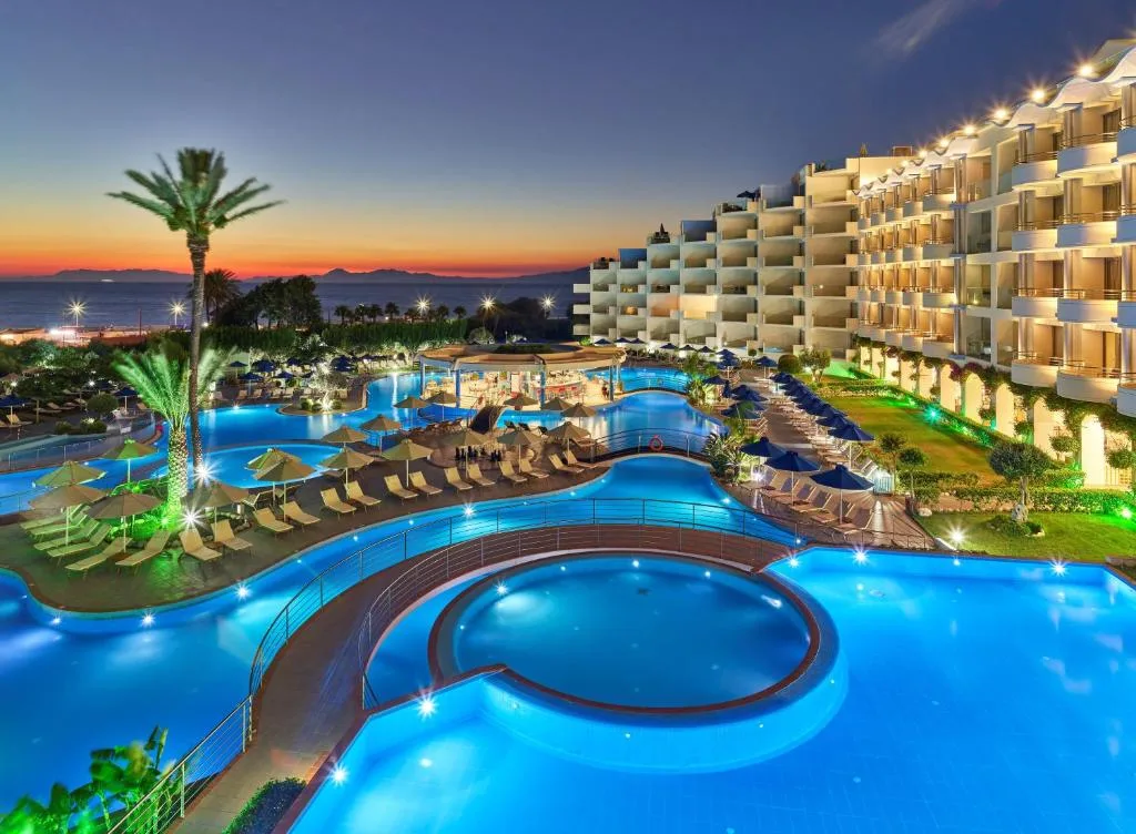 Atrium Platinum Resort & Spa: another view