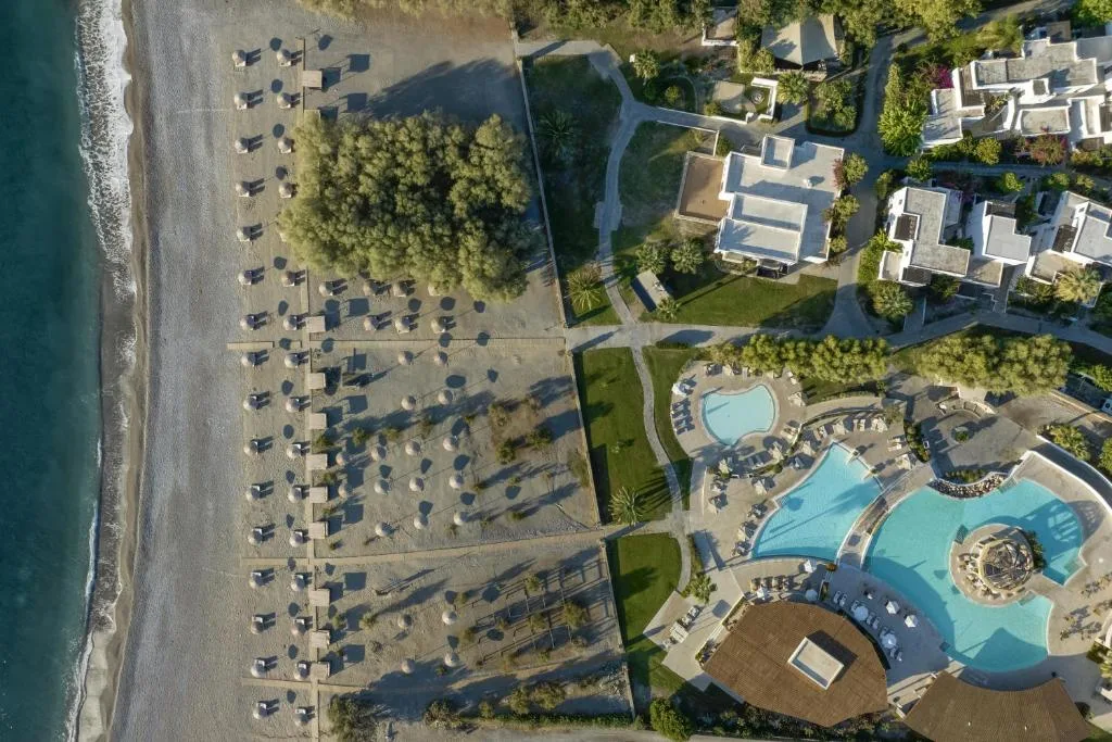 Aulus Lindos Rhodes, Curio Collection by Hilton: another view