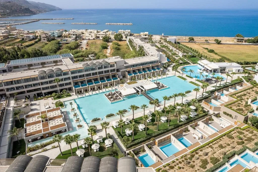 Avra Imperial Hotel: another view