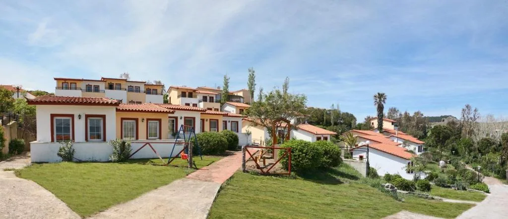 Belvedere Aeolis Hotel: another view