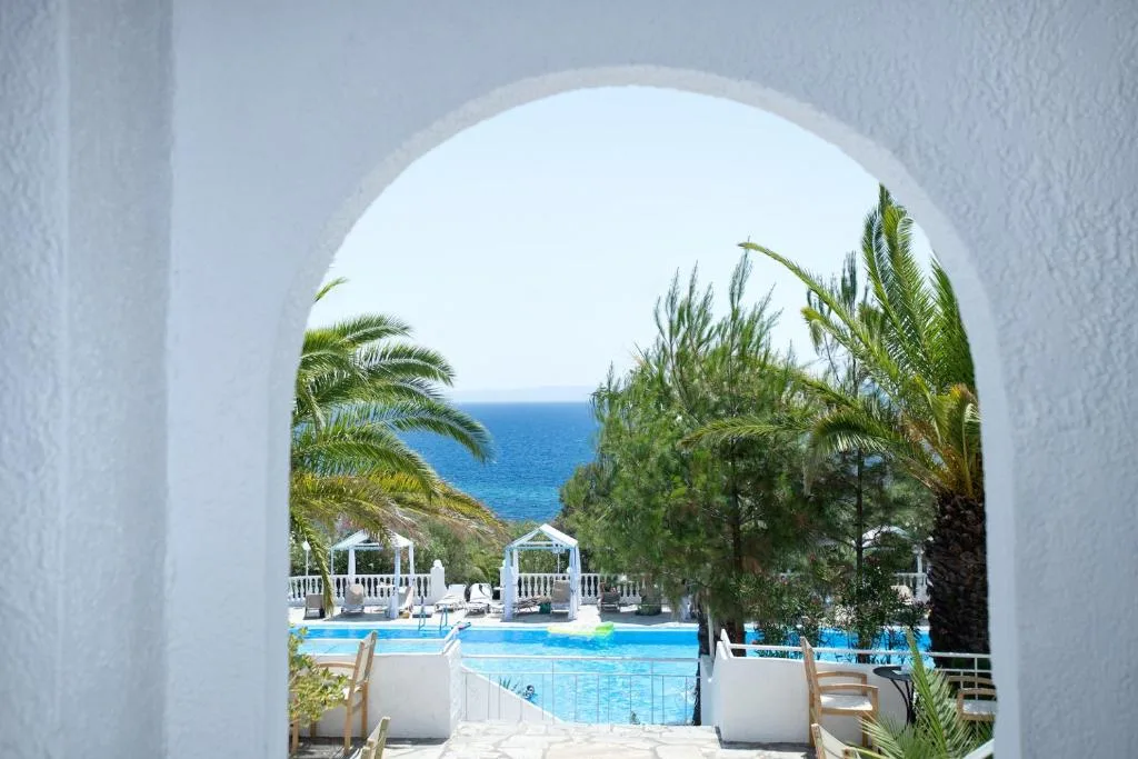 Bianco Olympico Beach Resort by Anayia: another view