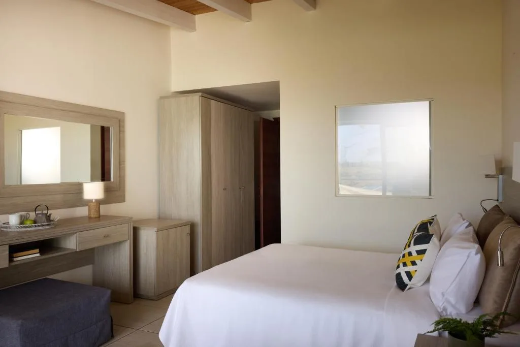 Blue Bay Beach Resort: another view