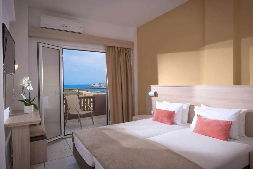 Blue Bay Resort Hotel: another view