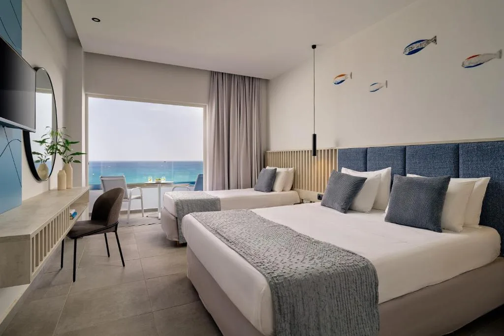Blue Sea Beach Resort: another view