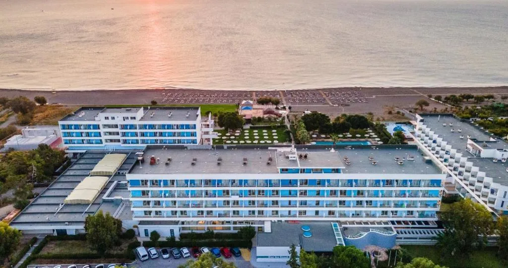 Blue Sea Beach Resort: another view