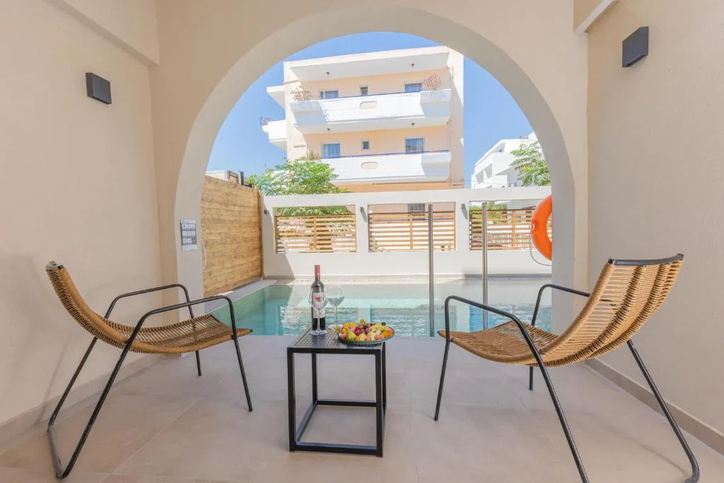 Cabana Blu Hotel & Suites: another view